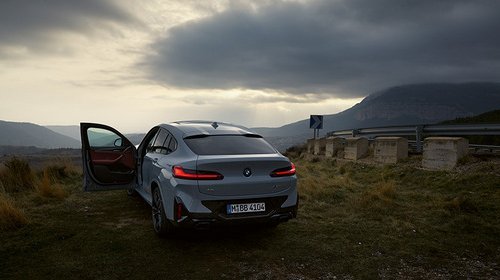 ДИЗАЙН ЗАДНЕЙ ЧАСТИ BMW X4 С ПОЛНОСТЬЮ СВЕТОДИОДНЫМИ ФОНАРЯМИ.